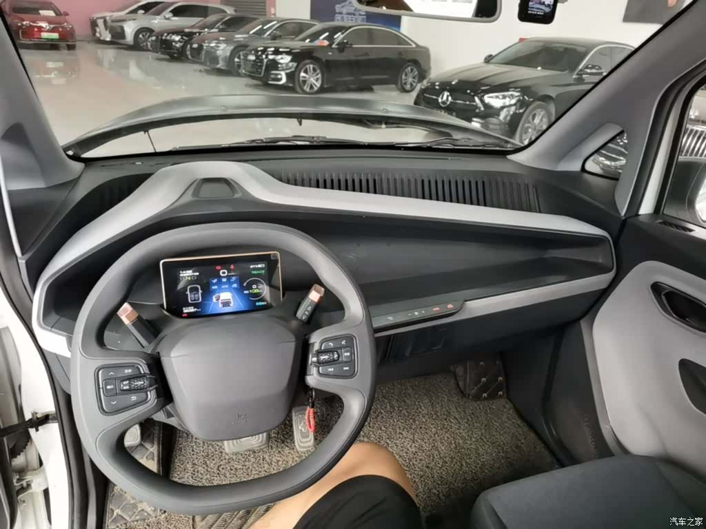 Wuling E200, 2019 10