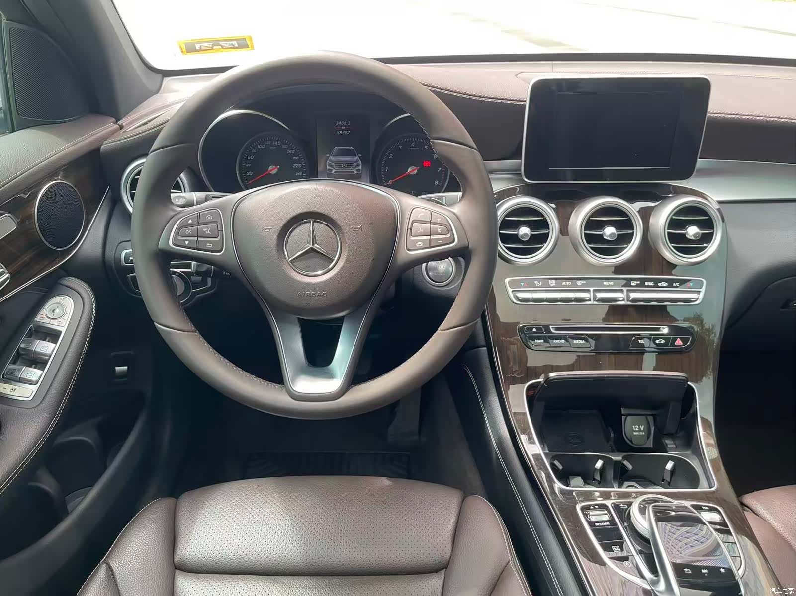 Mercedes-Benz GLC, 2019 12