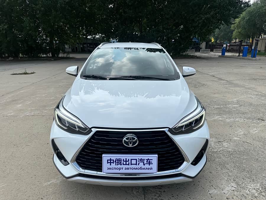 Toyota YARiS L 2022, фото 2