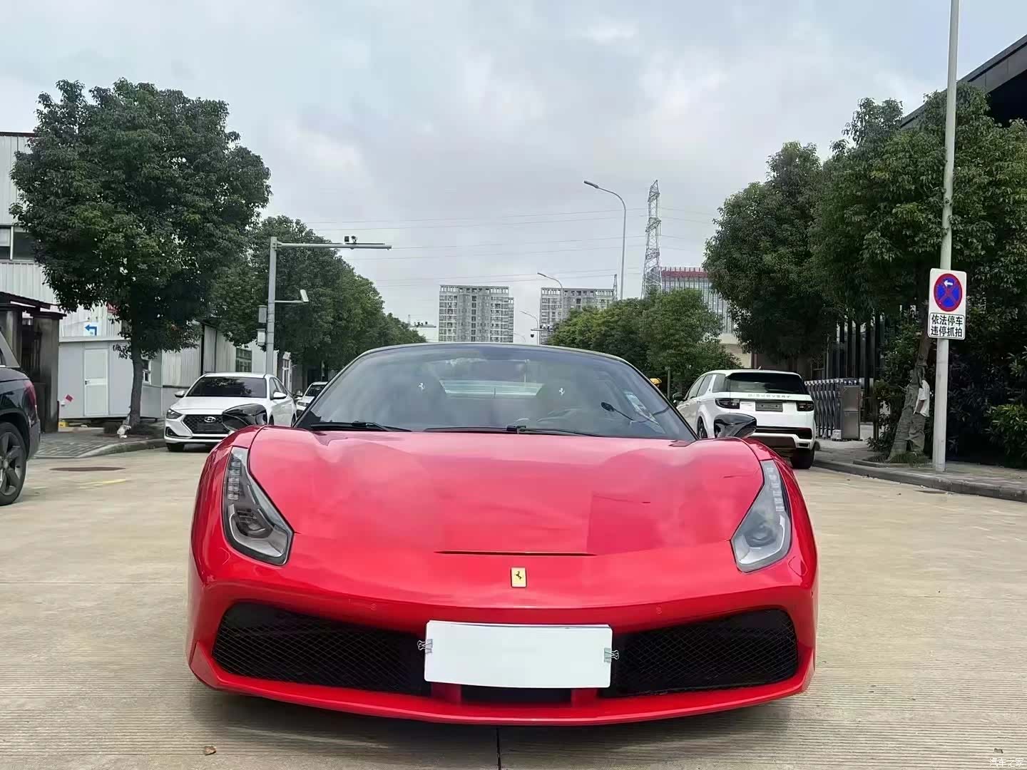 Ferrari 488, 2017 2