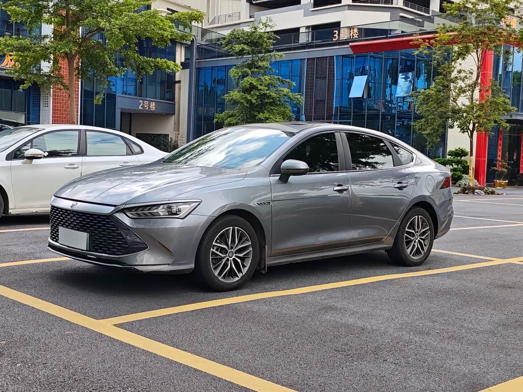BYD Qin Plus PLUS 2021 DM-i 120KM Luxury