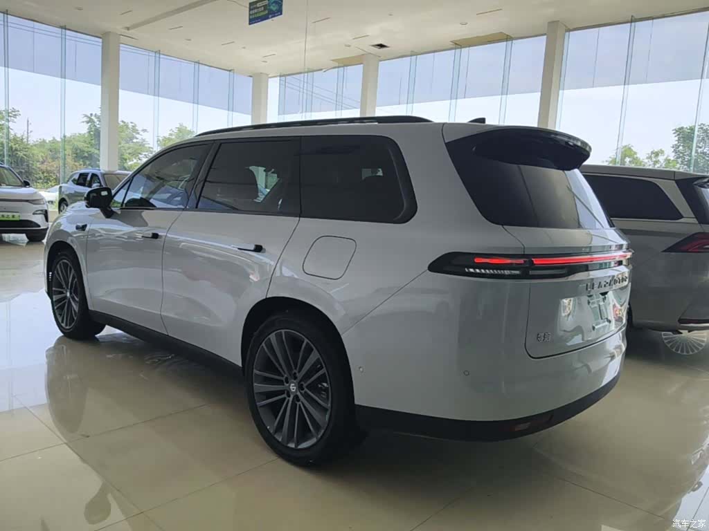 Leapmotor C16, 2026 все фото