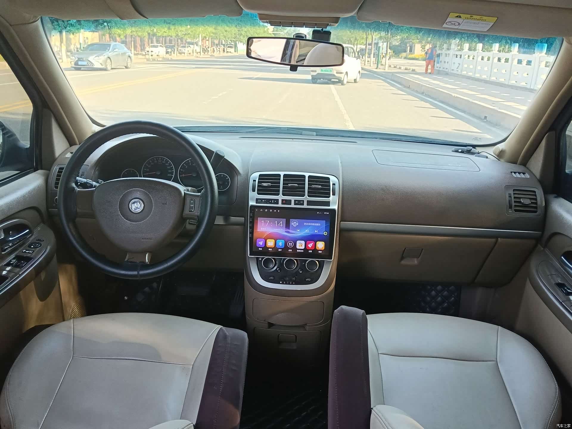 Buick GL8, 2015 9