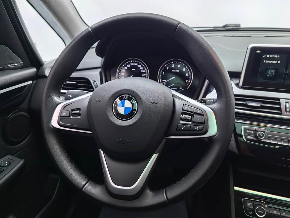 BMW 2 series station wagon