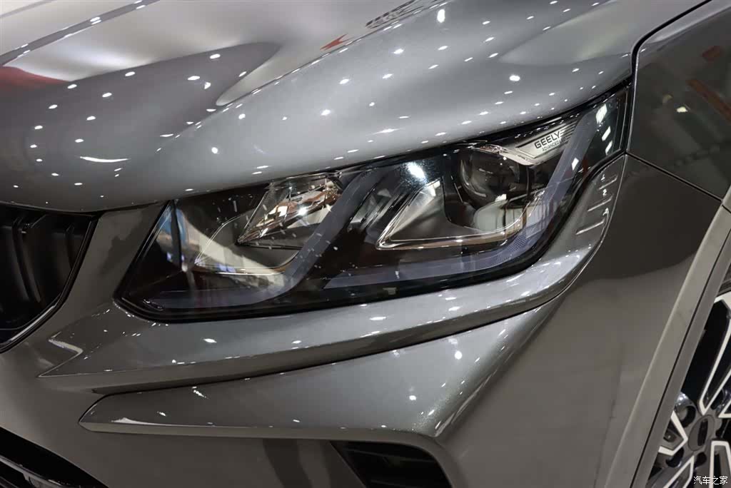 Geely Coolray, 2024 17