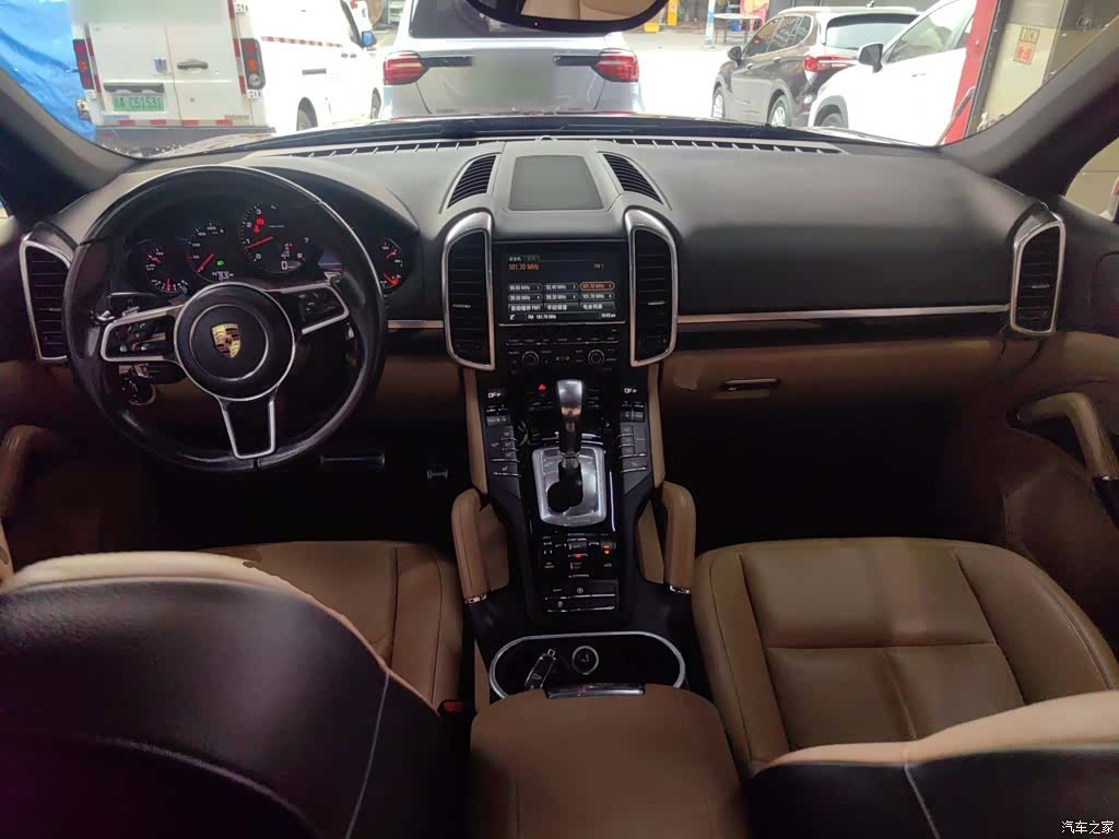 Porsche Cayenne, 2016 3