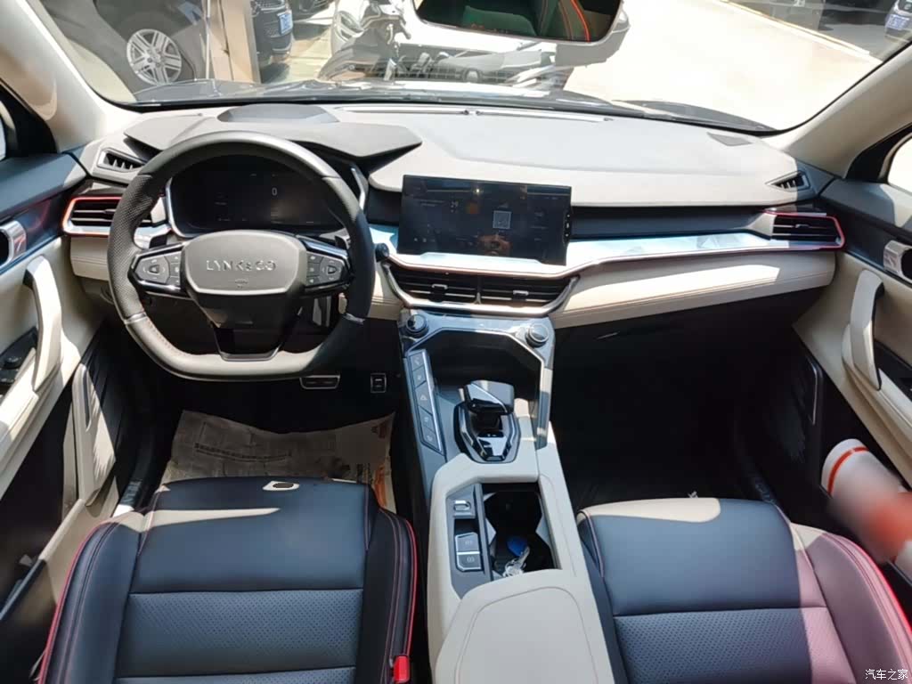 Lynk & Co 02, 2021 10