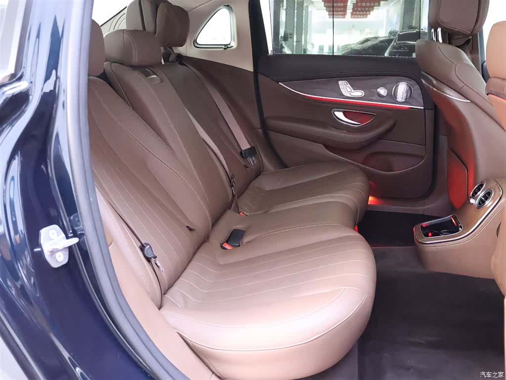 Mercedes-Benz E-Class, 2021 21