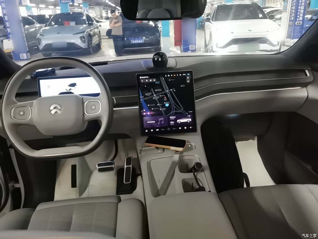 NIO ES8, 2023 10