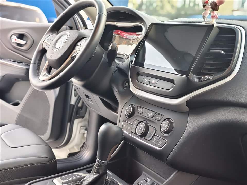 Jeep Free light