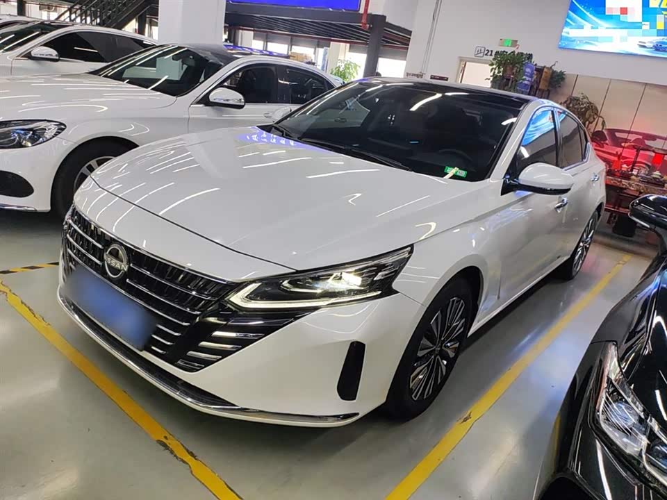 Nissan Teana Nissan Teana