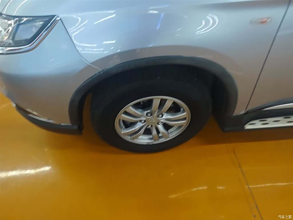 Mitsubishi Outlander, 2018 23