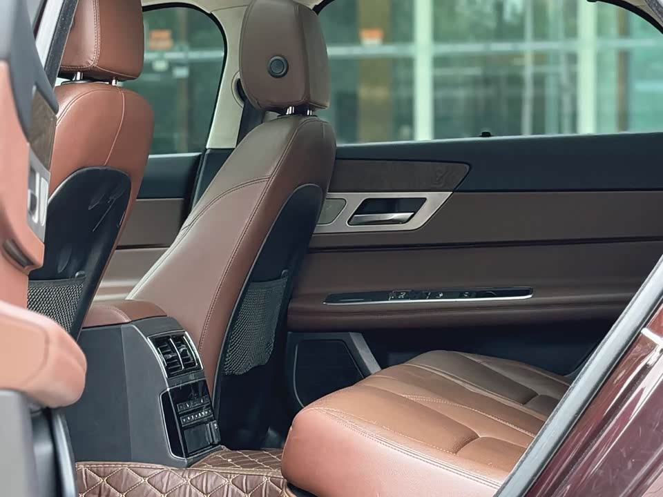 Jaguar XFL Jaguar XFL