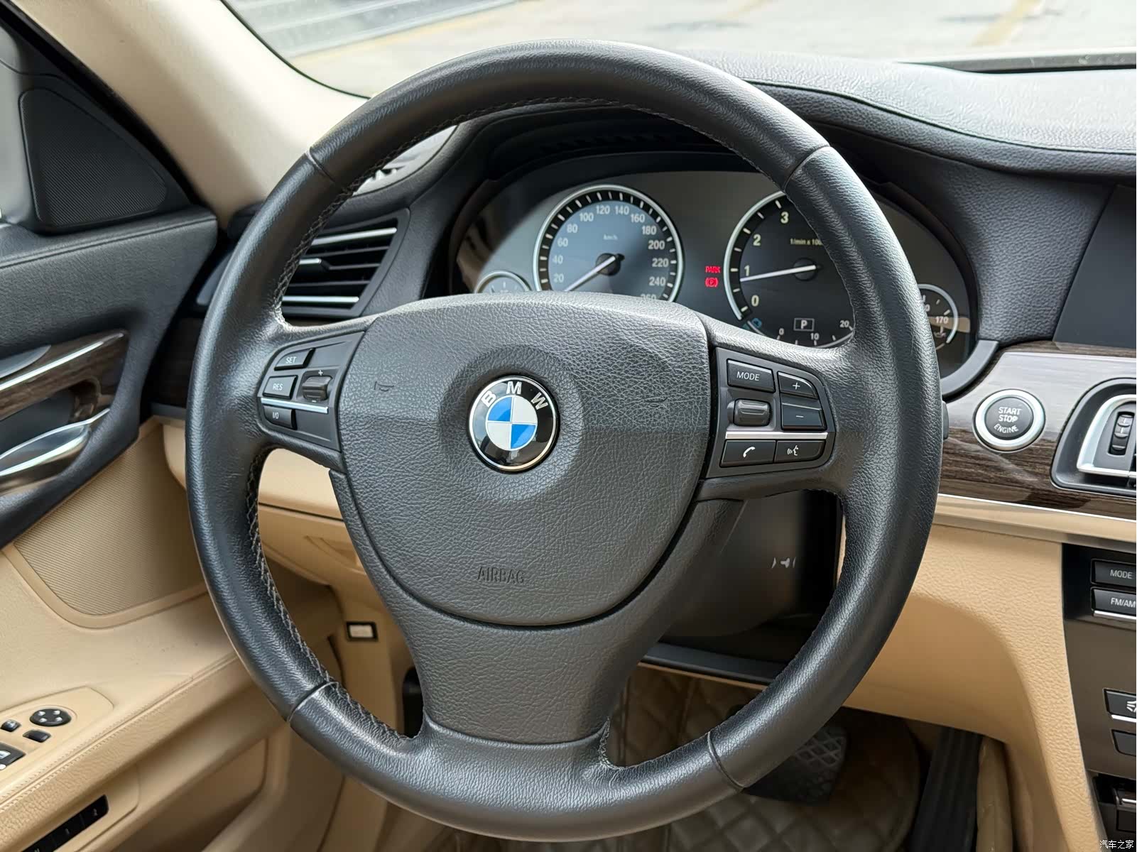 BMW 7 Series, 2011 23
