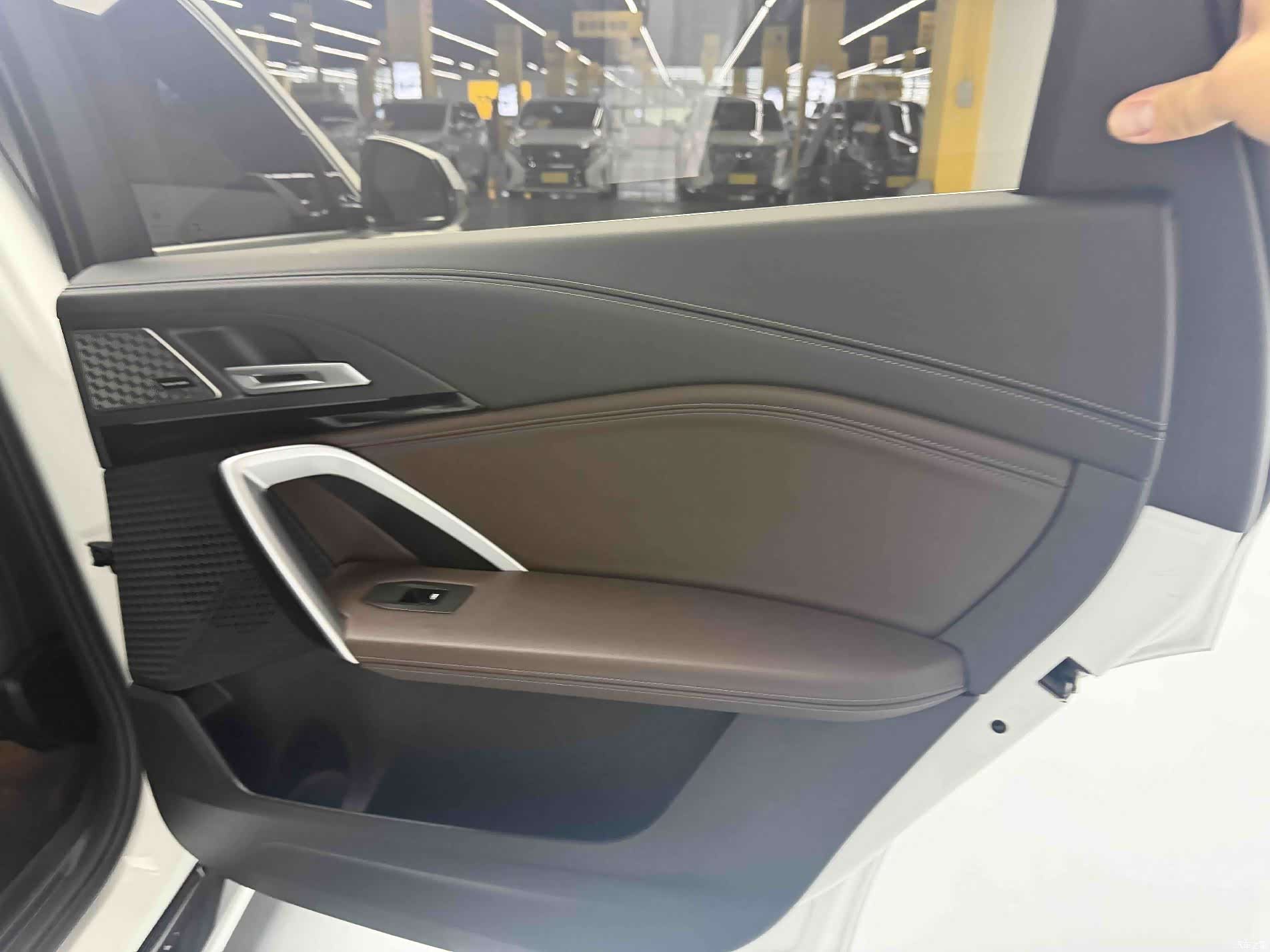 BMW X1, 2024 все фото