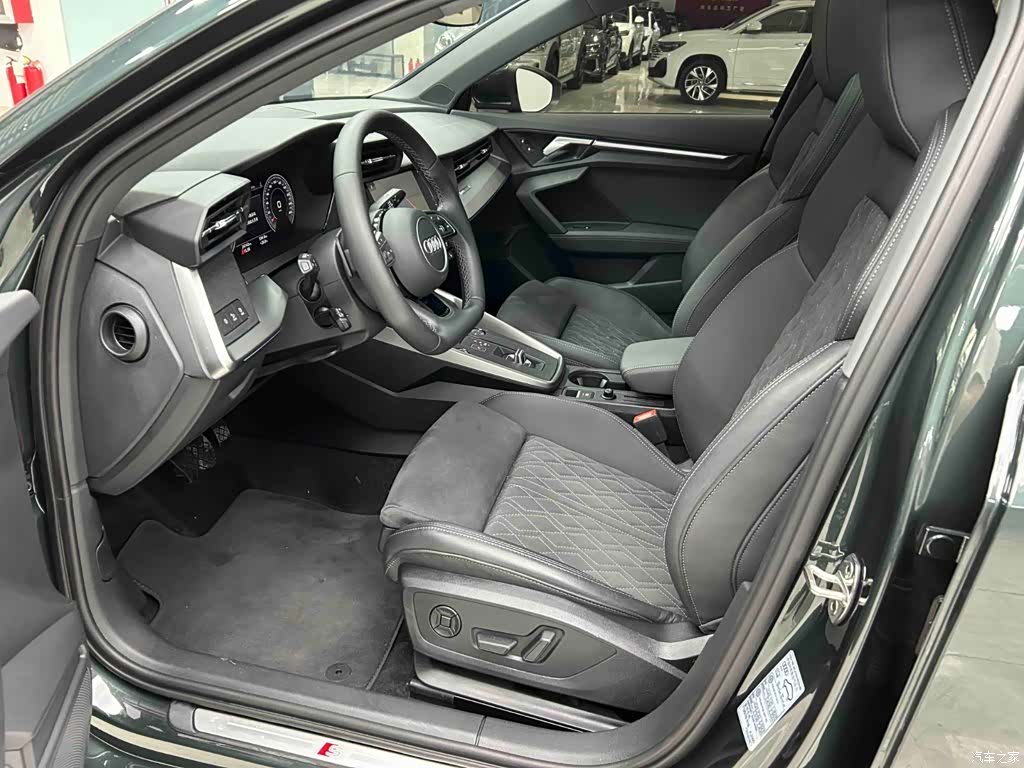 Audi A3, 2023 11