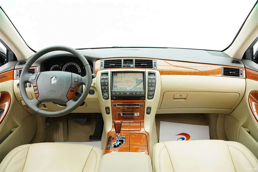 Toyota Crown, 2007 15