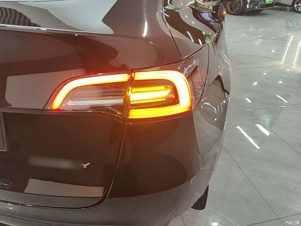 Tesla Model Y, 2022 8