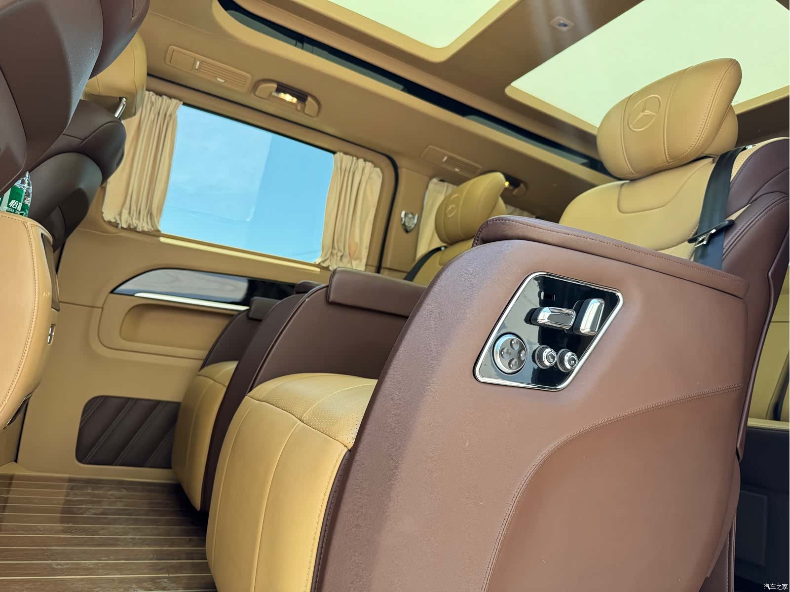 Mercedes-Benz V-Class, 2019 12