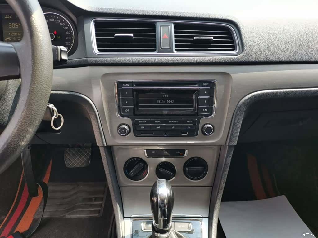 Volkswagen Lavida, 2017 13