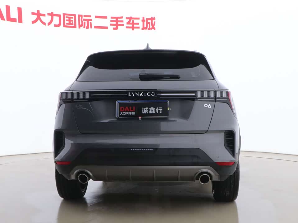 Lynk & Co 06 Lynk & Co 06