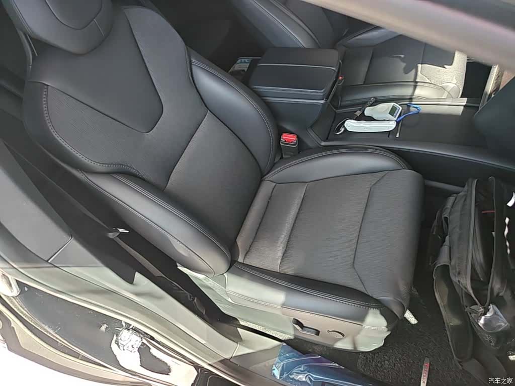 Tesla Model X, 2019 25