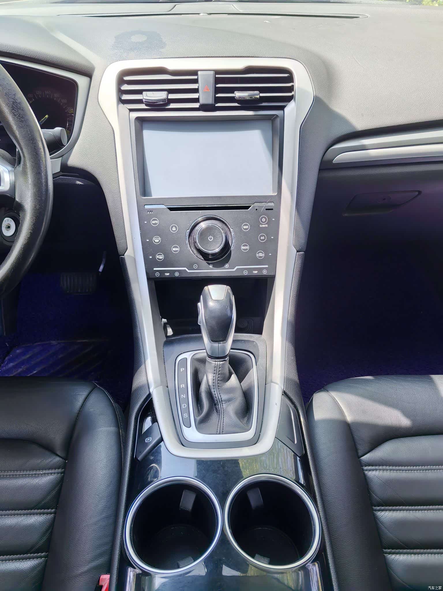 Ford Mondeo, 2015 6