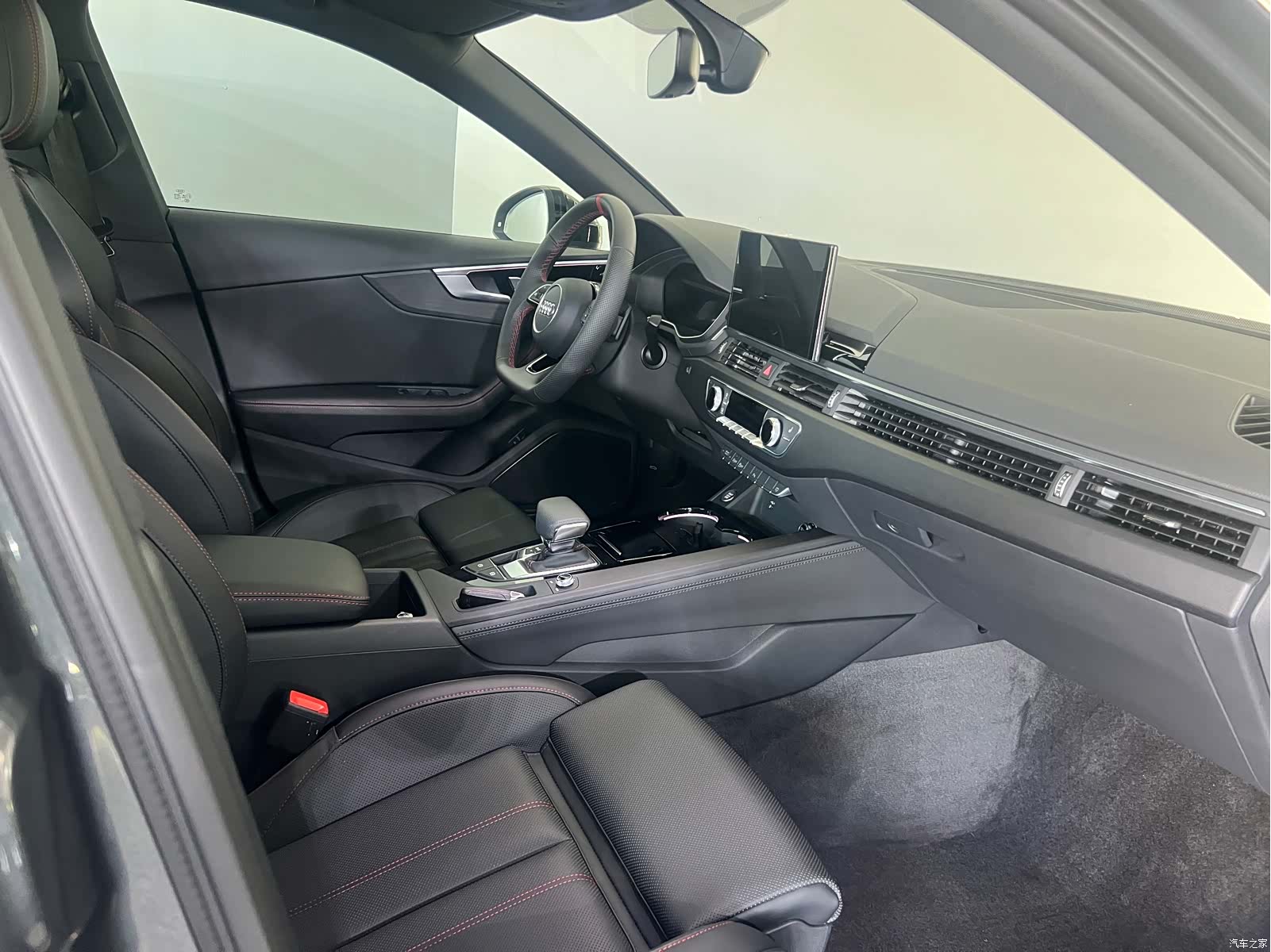 Audi A4L, 2026 16