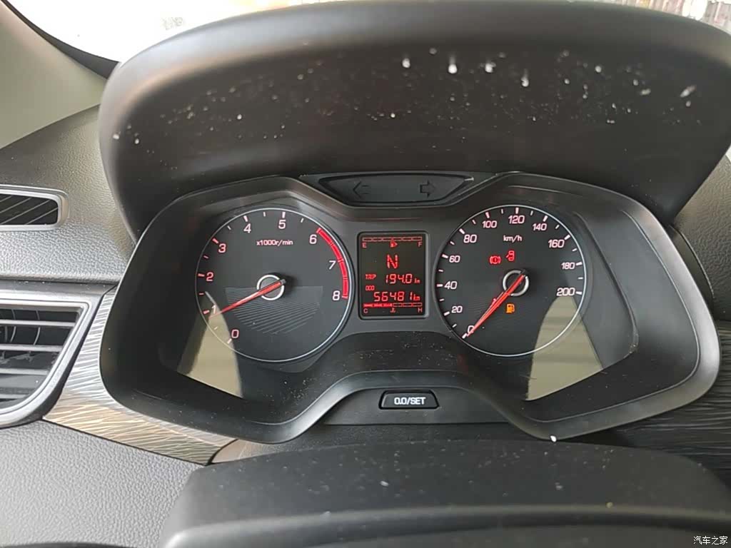 Wuling 310, 2018 12