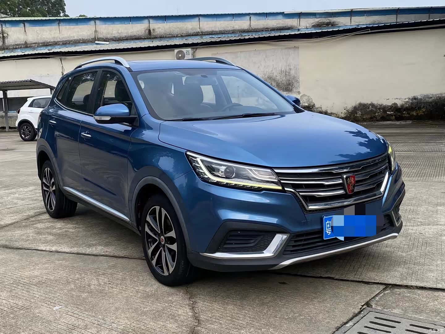 Roewe RX3, 2019 8
