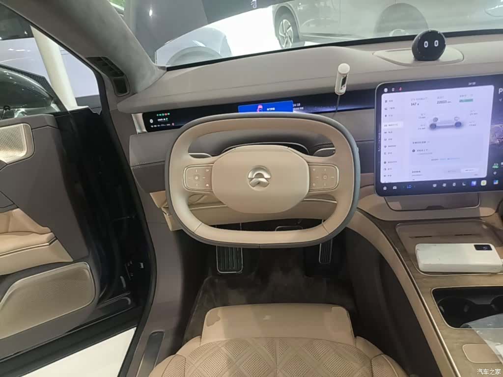 NIO ET9, 2025 11