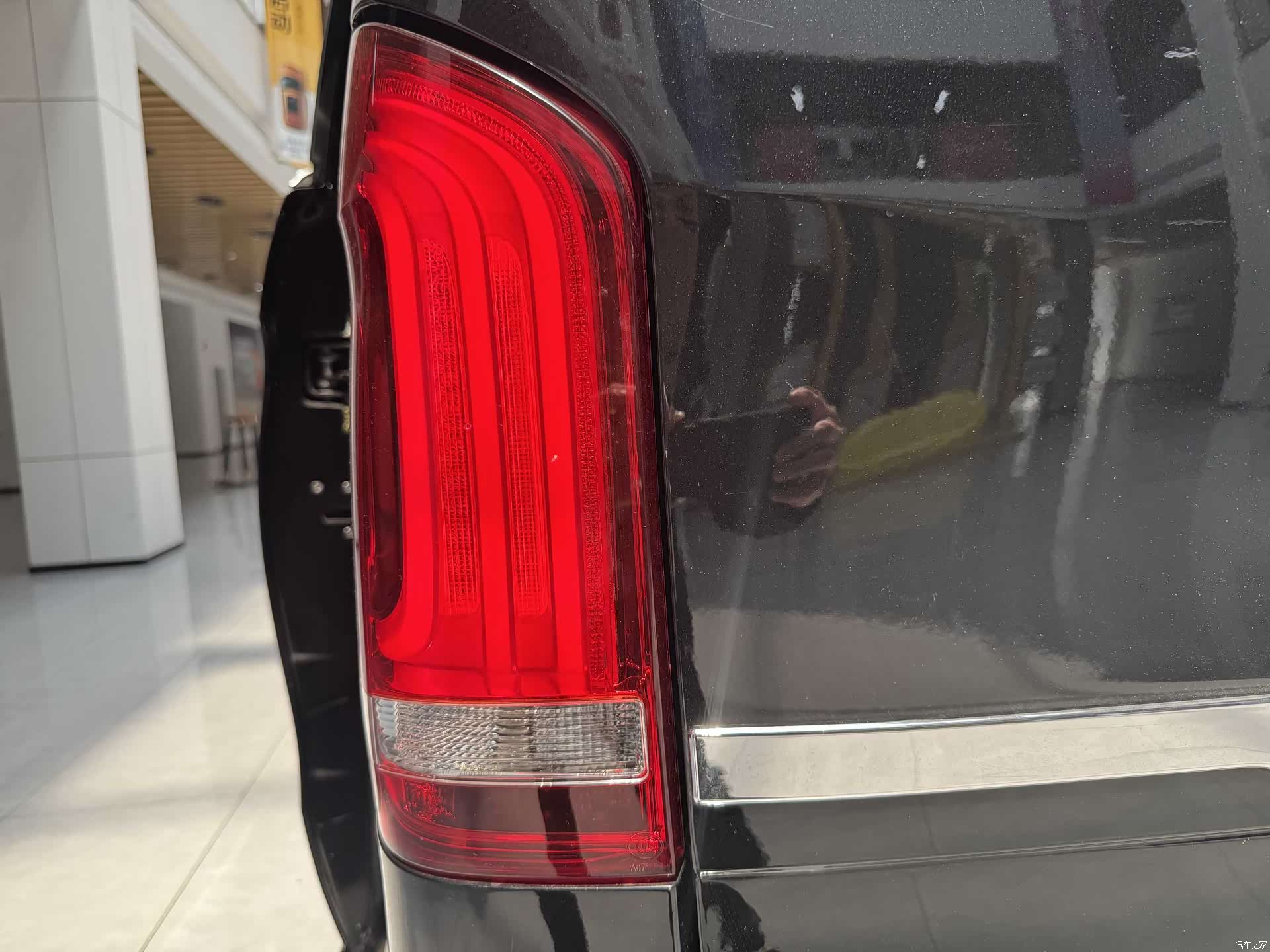 Mercedes-Benz 7, 2019 28