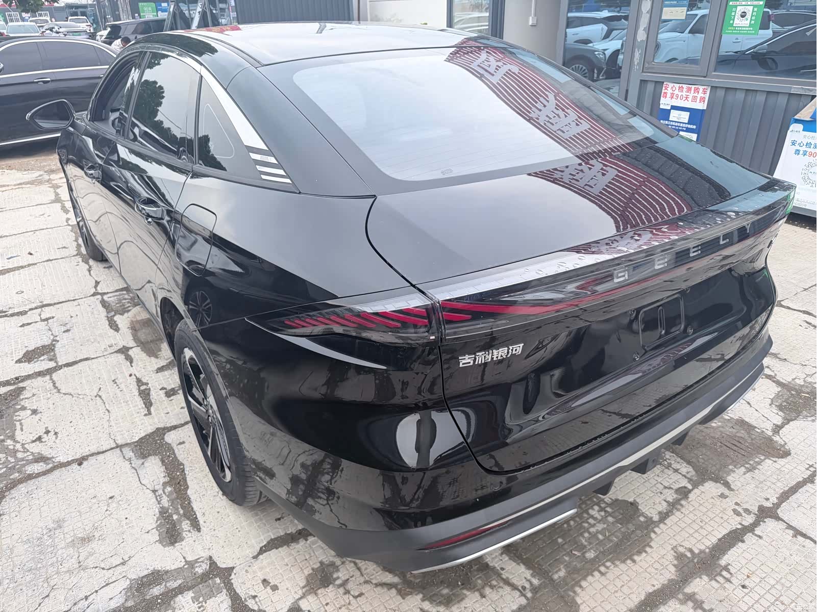 Geely Galaxy L6, 2025 7