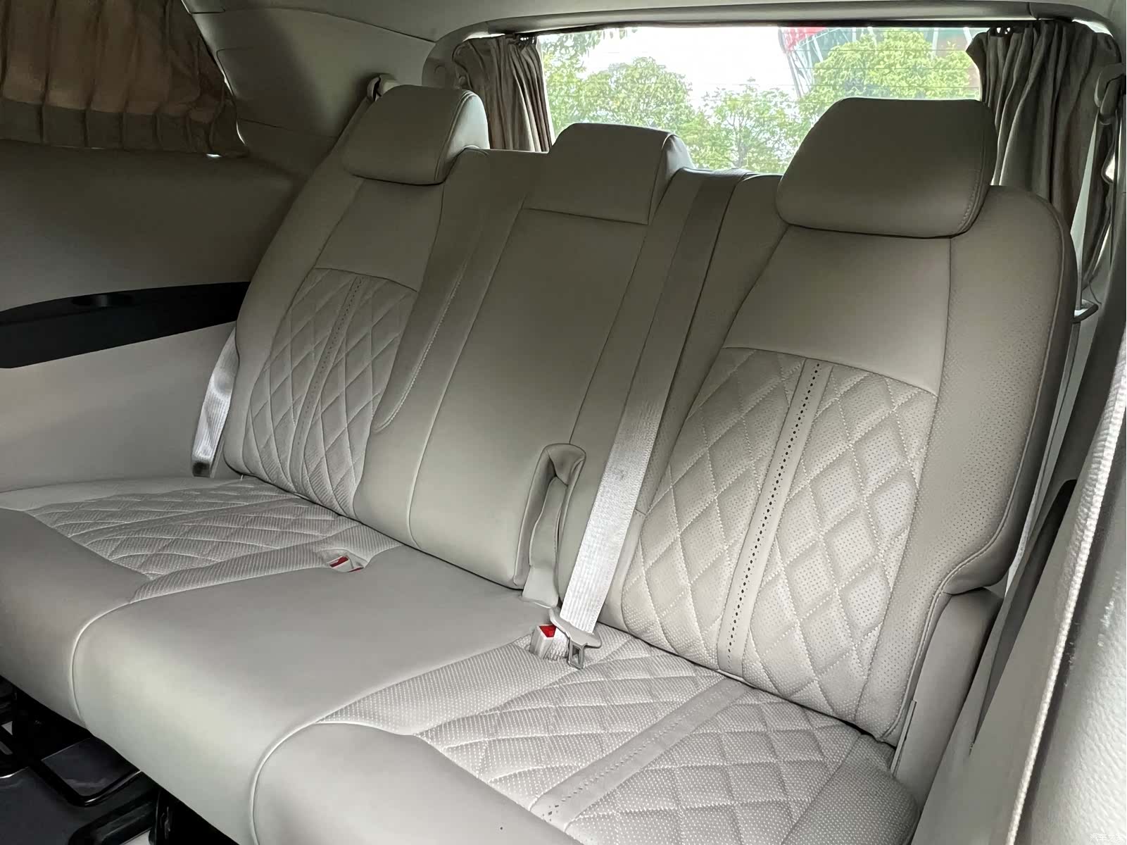Buick GL8, 2022 12