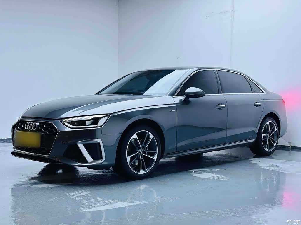 Audi A4L, 2023 1
