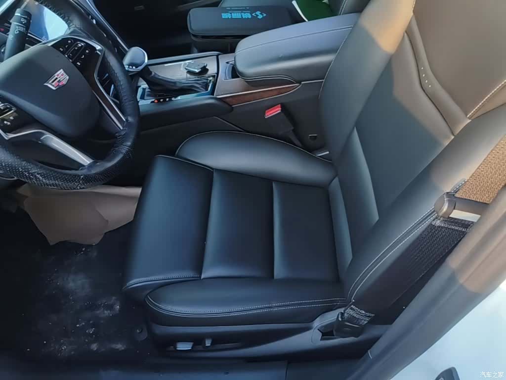 Cadillac XTS, 2018 15