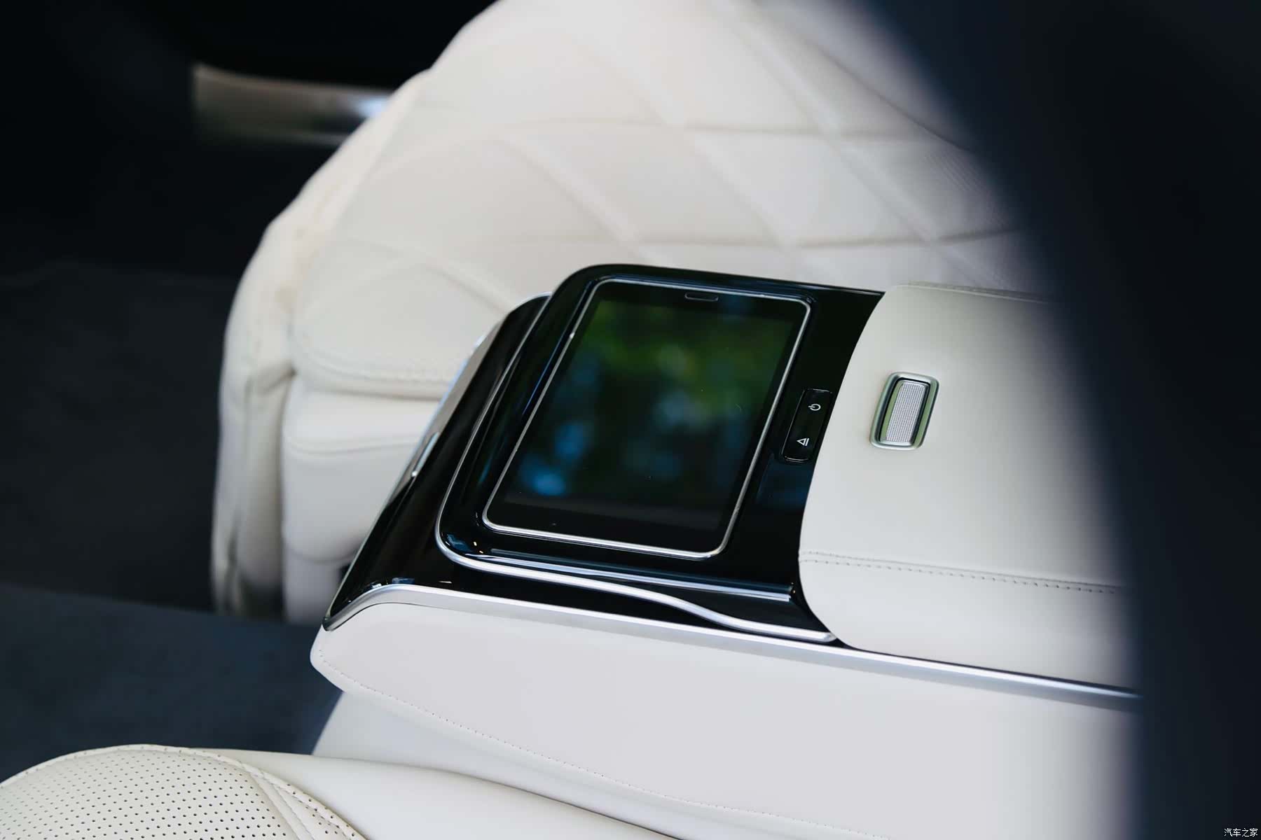 Maybach S-Class, 2021 9
