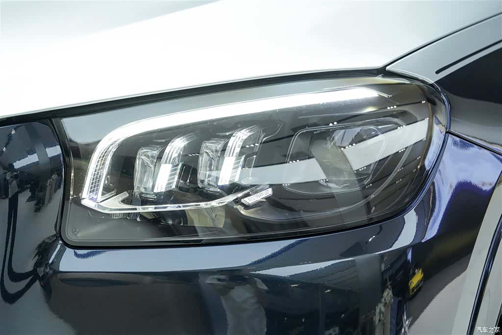 Maybach GLS, 2021 25