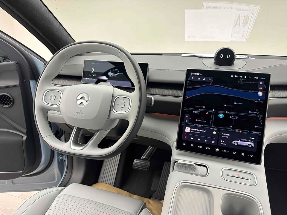 NIO ES6