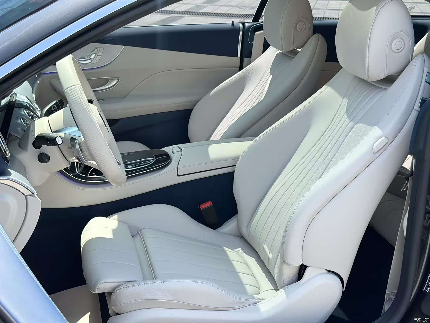 Mercedes-Benz E-Class, 2023 6