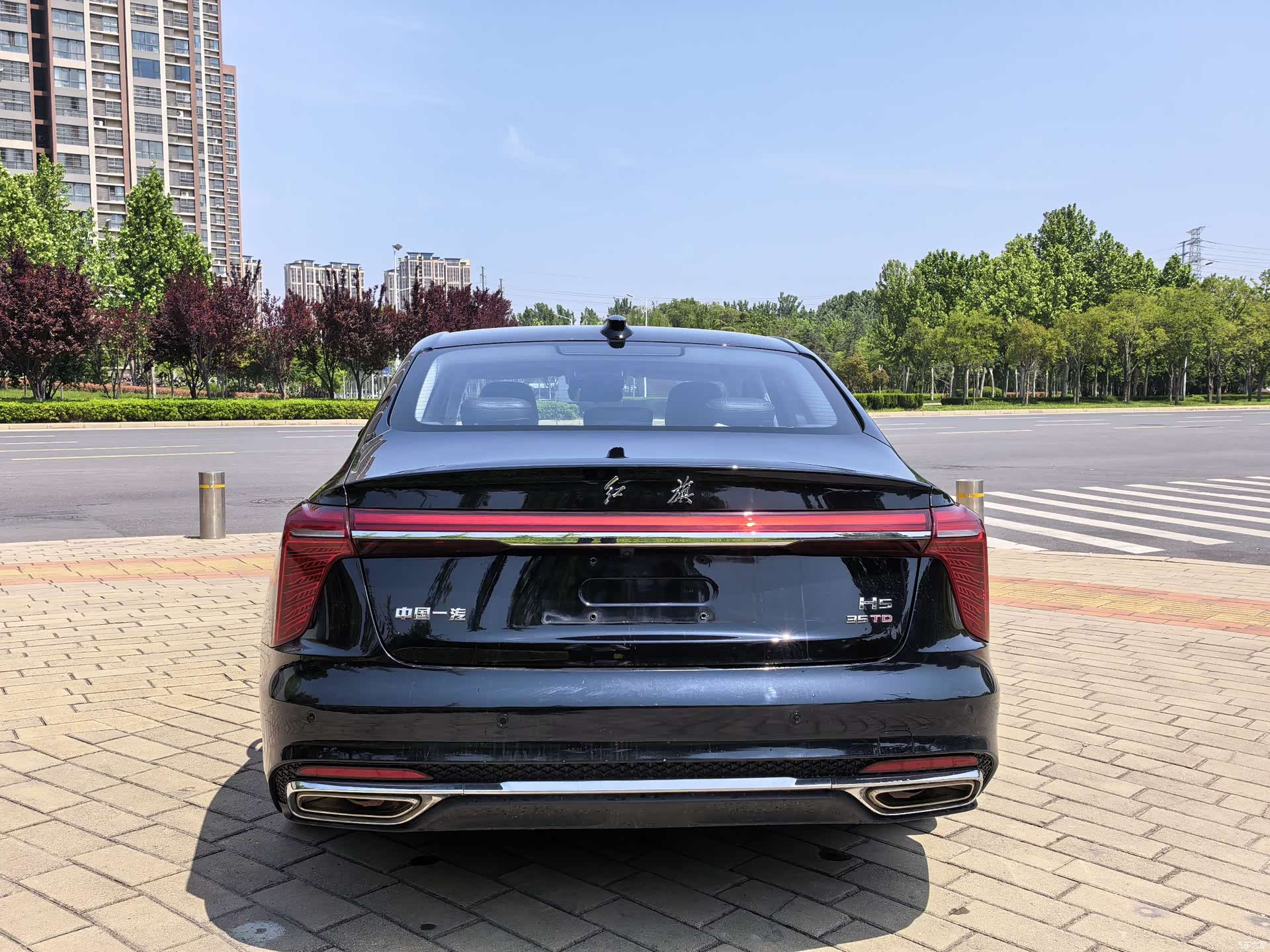Hongqi H5, 2023 17