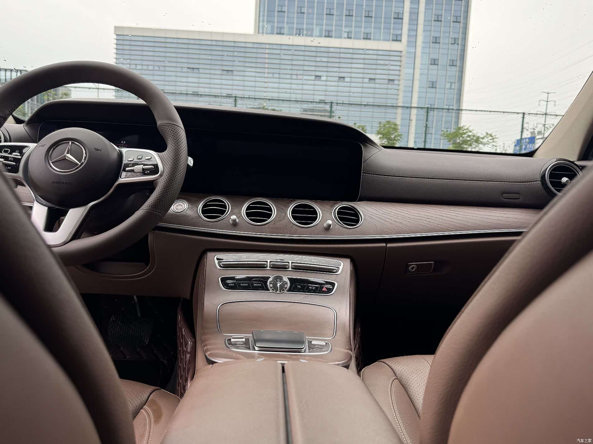 Mercedes-Benz E-Class, 2020 7