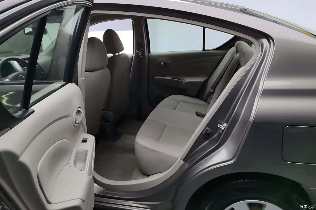 Nissan 1.5XE, 2016 11