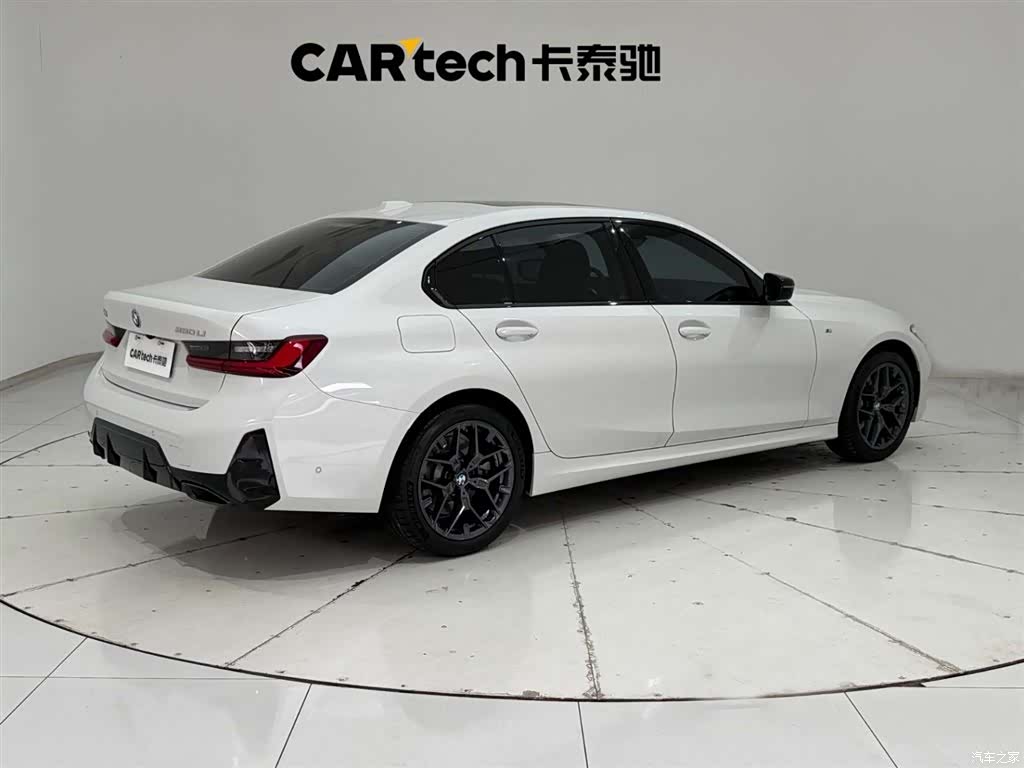 BMW 3 Series, 2025 11