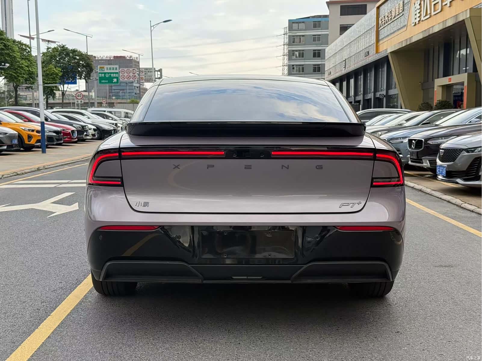 Xpeng P7, 2025 8
