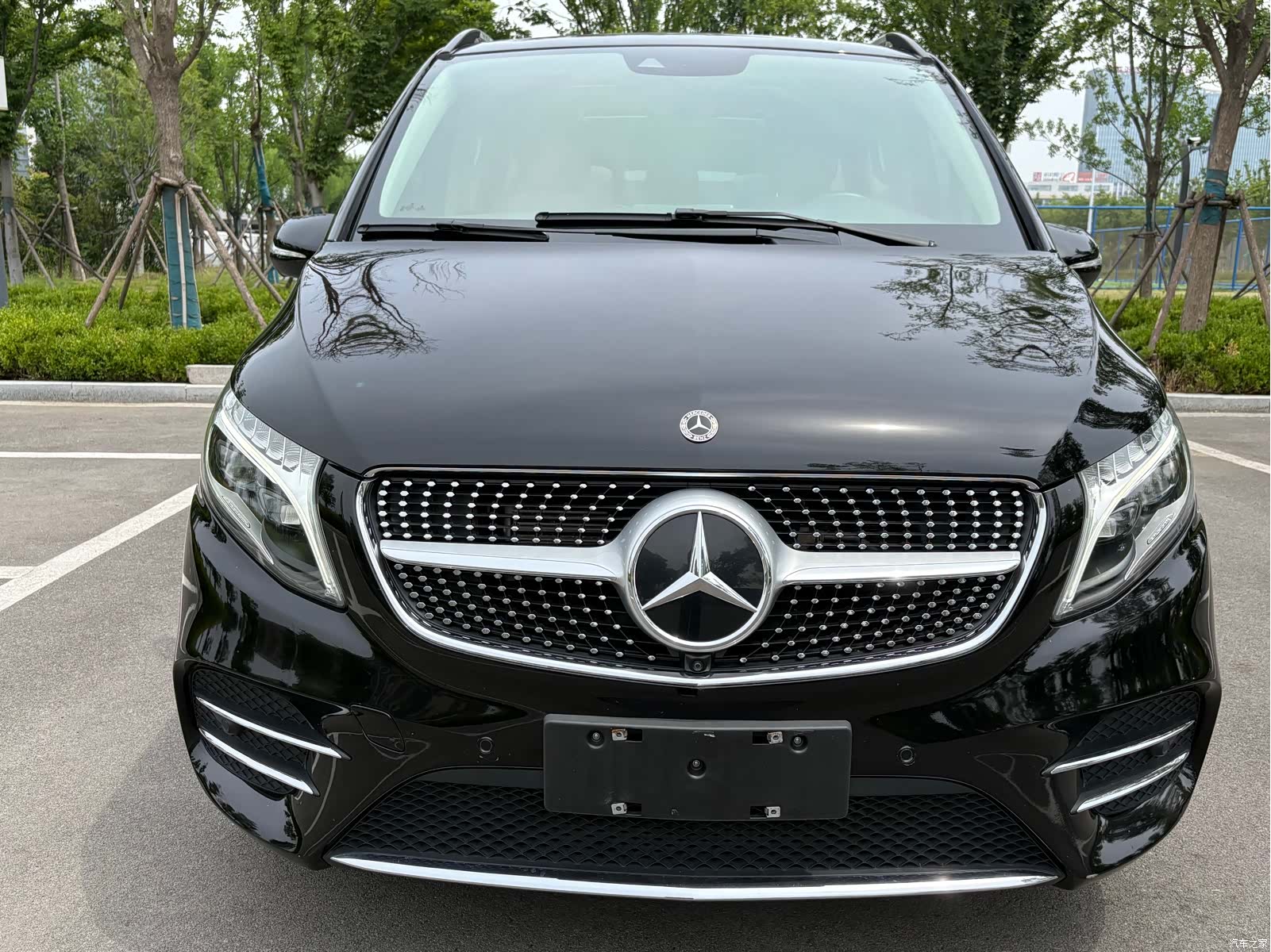 Mercedes-Benz V-Class, 2022 3