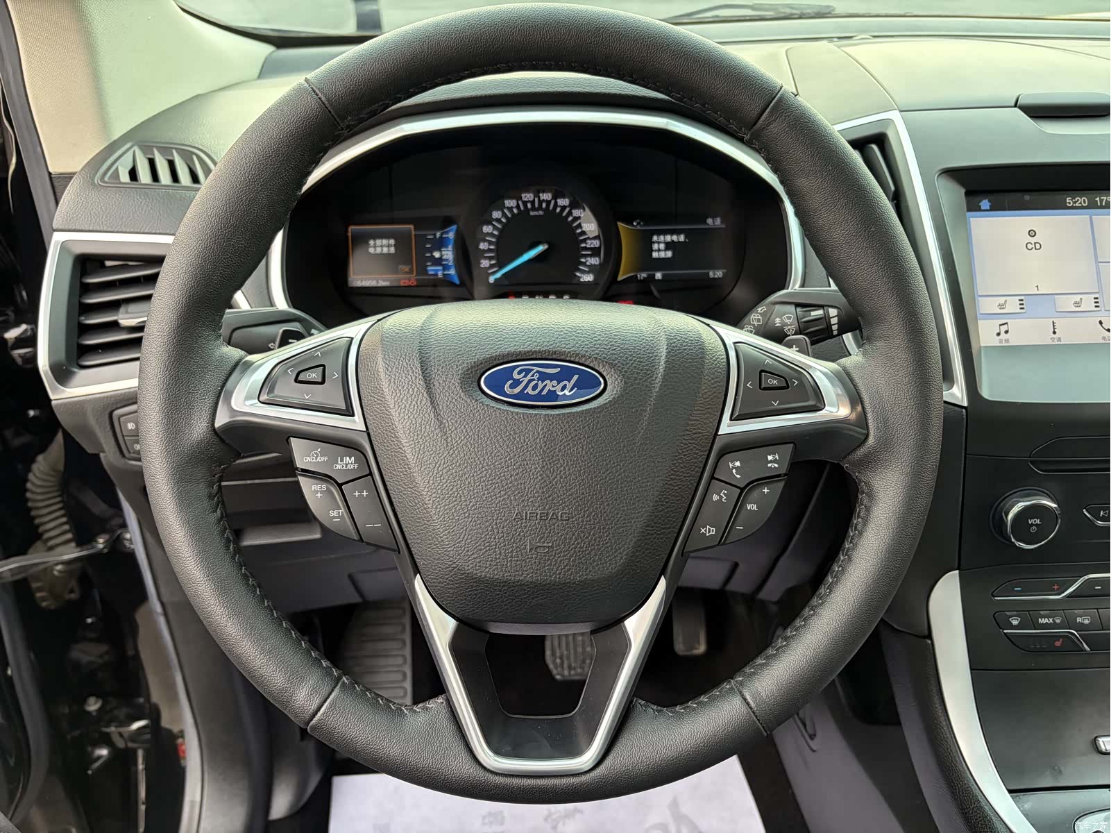 Ford Edge, 2017 11