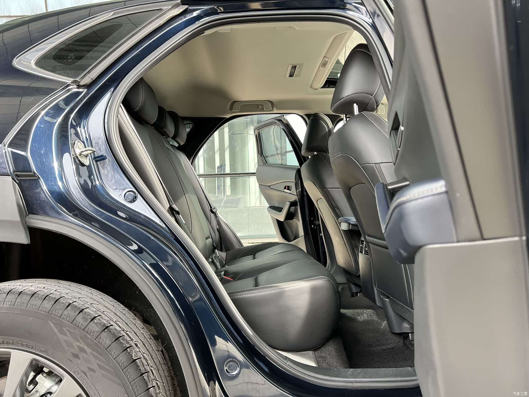 Mazda CX-30, 2022 10