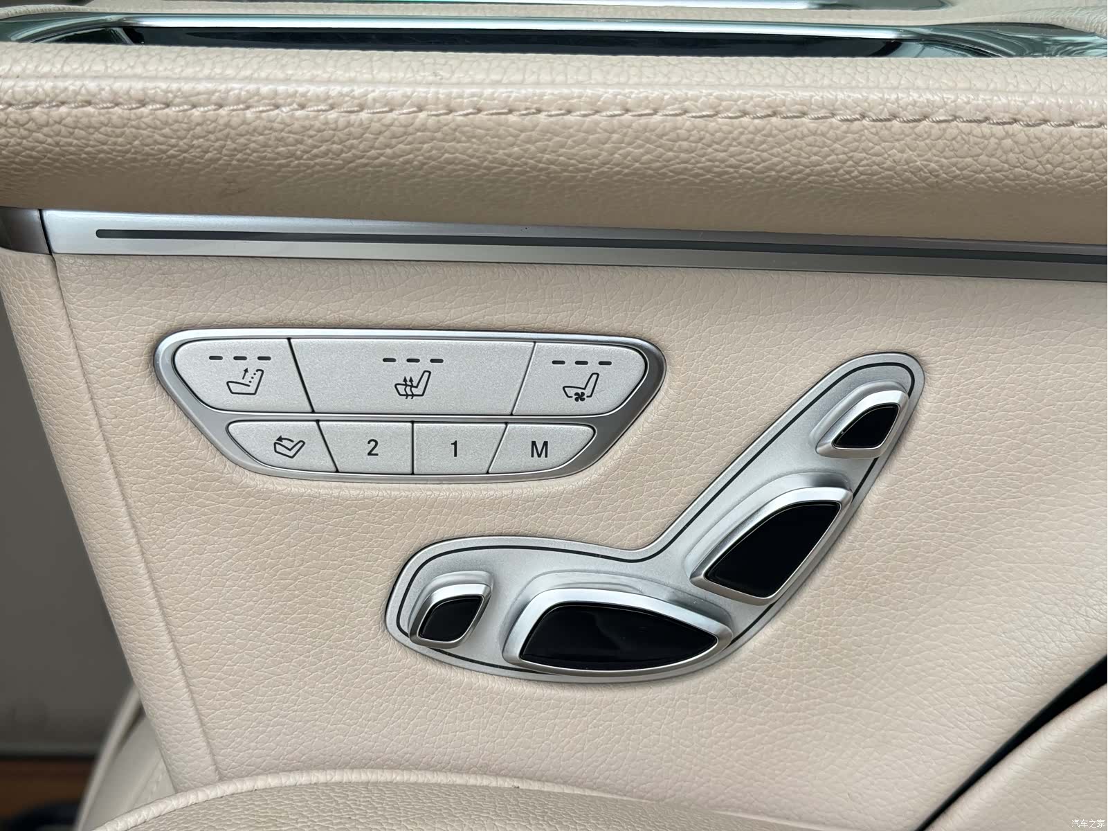 Mercedes-Benz V-Class, 2021 11