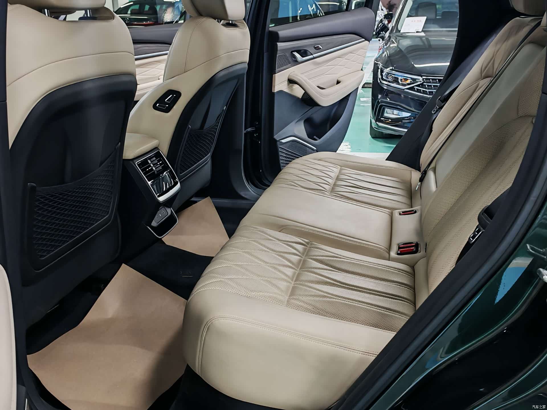 Geely Xingyue L, 2024 11